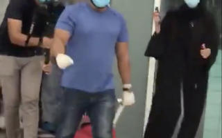 فيديو.. آخر مريض يغادر المستشفى الميداني في إكسبو الشارقة