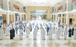 منصور بن محمد: دبي قادرة على التعامل  مع الأزمات الطارئة