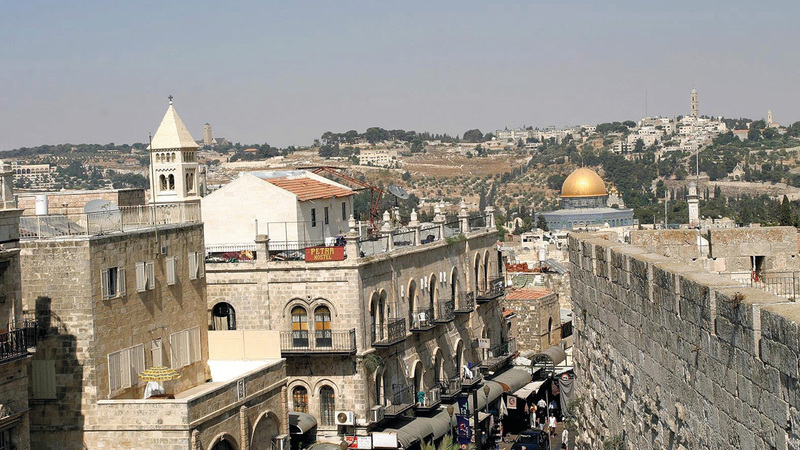 أملاك القدس تخضع لقانون «أملاك الغائبين» منذ عام 1967. الإمارات اليوم