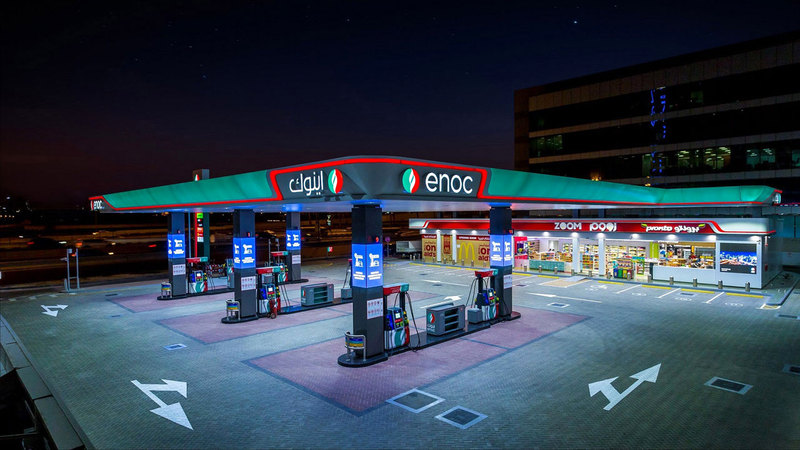 عدد محطات الوقود التابعة لـ«إينوك» في دبي والمناطق الشمالية يبلغ 144 محطة حالياً. ■ أرشيفية
