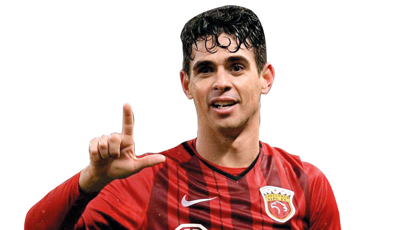 أوسكار لاعب منتخب «السامبا» السابق يرغب في تمثيل أكبر دولة بالعالم من حيث عدد السكان. أرشيفية