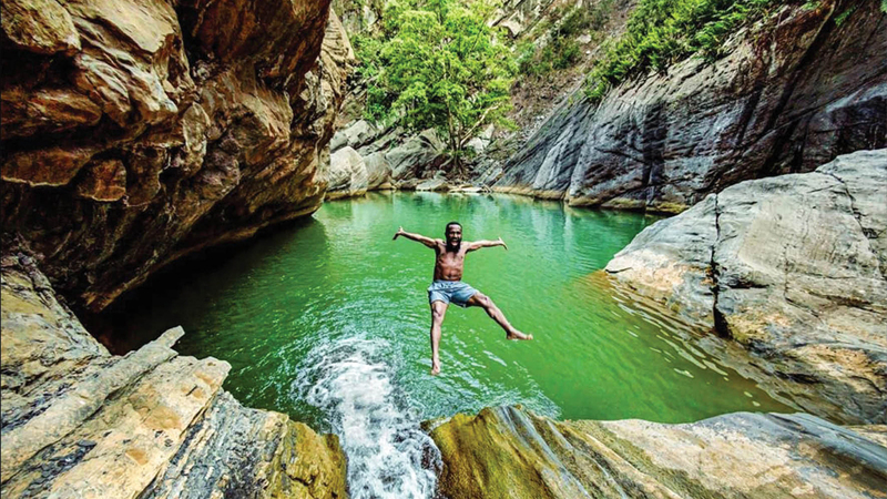 لقطة غانجار موستيكا.  من المصدر