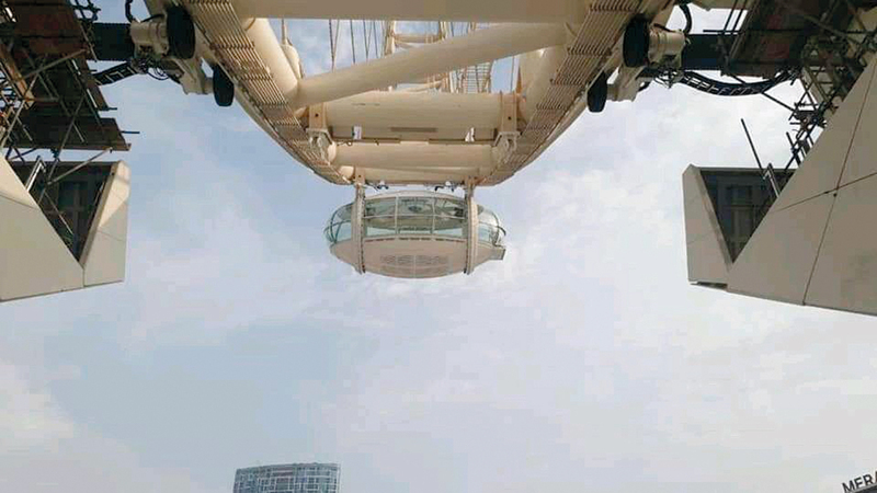 ستضم العجلة 48 حجرة مكيفة تتسع كل منها لما يصل إلى 30 شخصاً. من المصدر