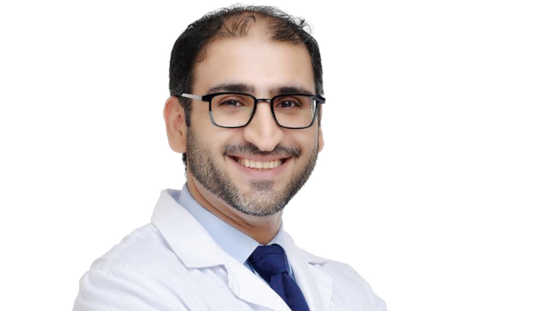 الدكتور عمر المرزوقي:

«المريضة وصلت إلى المستشفى تعاني التهابات حادة وتهتكاً في البنكرياس وتجمعاً للصديد».