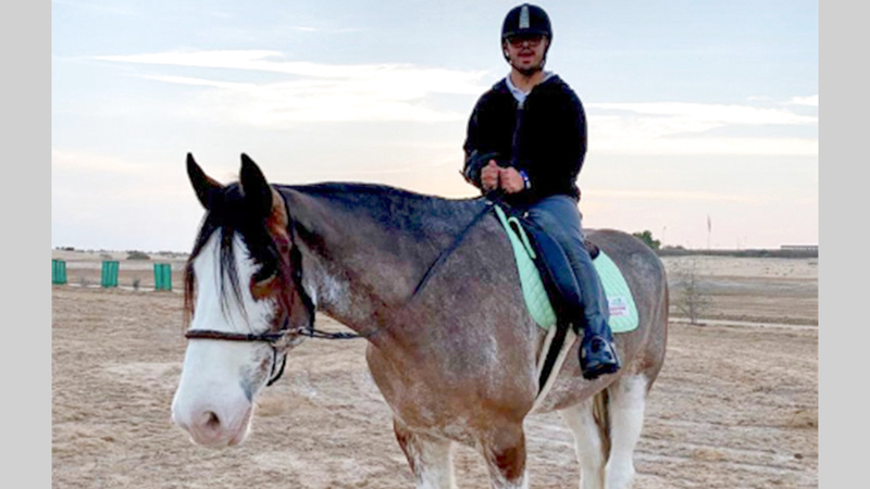 محمد يوسف مع خيله الخاص. ■ من المصدر