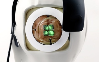 تتصل بالدماغ مباشرة.. تجارب لتشغيل عين إلكترونية تساعد على استعادة البصر