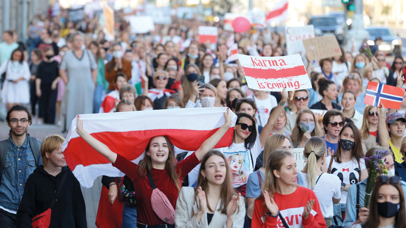 نساء على الخط الأمامي لاحتجاجات بيلاروسيا. ارشيفية