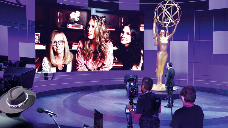 الكاميرات أرسلت لتصوير المرشحين الـ 130 المتنافسين في الجوائز. رويترز