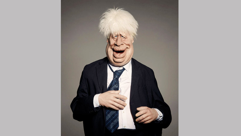 البرنامج تناول ساخراً في حلقته الأولى دونالد ترامب. رويترز