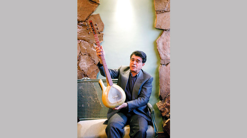 شجريان كان يُعد كنزاً قومياً جدّد الموسيقى التقليدية.أ.ف.ب