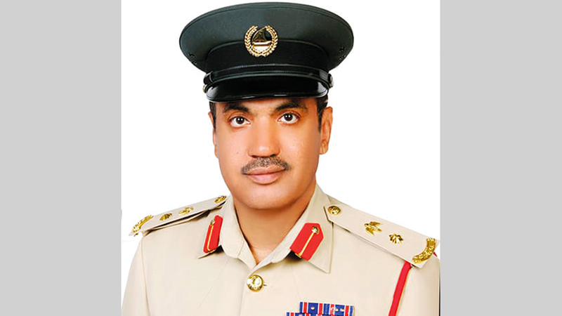 المقدم يحيى محمد: «فرق الإنقاذ صعدت إلى أعلى الرافعة وقدمت الإسعافات العاجلة للسائق».