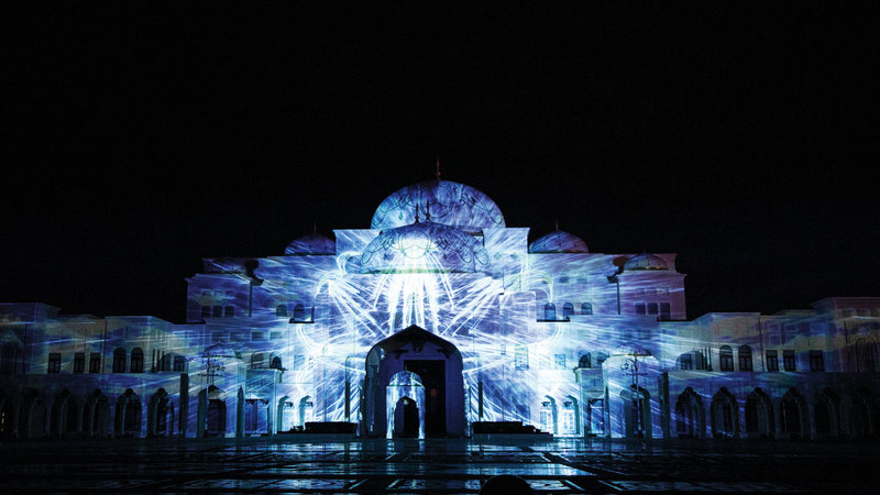 العرض يمثل خاتمة لتجربة زيارة المعلم الحافلة بالثقافة والمعرفة.  من المصدر