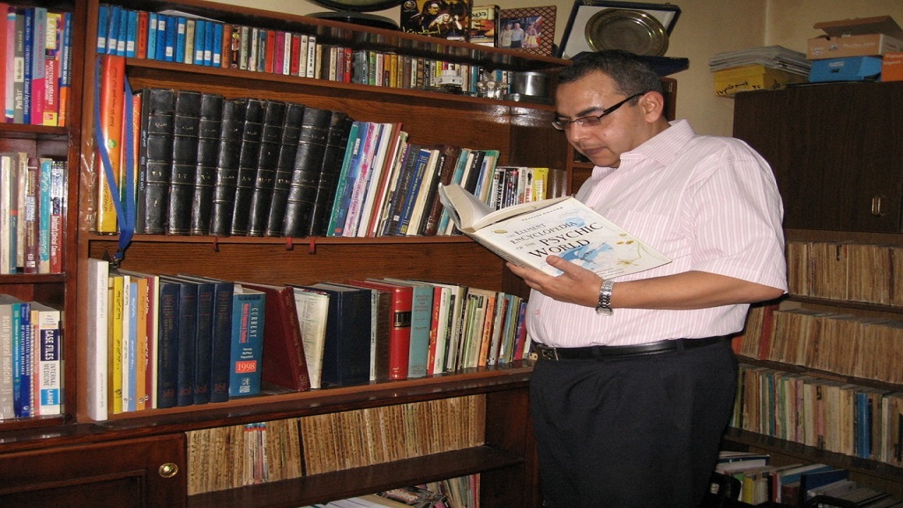 الراحل أحمد خالد توفيق.
أرشيفية