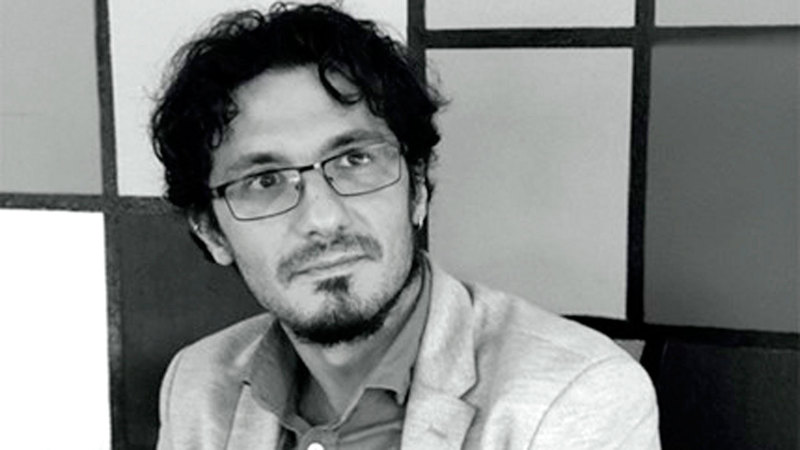 أليكس شيكو. من المصدر