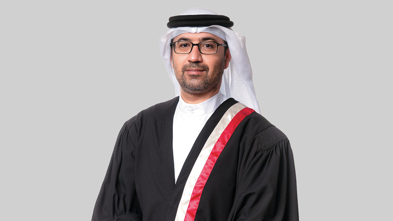 القاضي خالد الحوسني: &laquo;جائحة (كورونا) فرضت واقعاً مختلفاً.. لعله إحدى المزايا القليلة لها&raquo;.