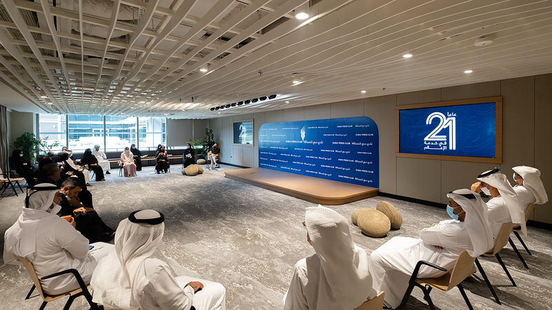 خلال حفل «نادي دبي للصحافة» بمناسبة مرور 21 عاماً على تأسيسه.  من المصدر