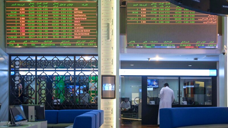 المؤشر العام لسوق دبي المالي أغلق عند مستوى 2420 نقطة. ■ أرشيفية