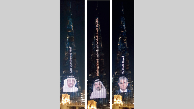 الحفل اختتم بعرض مميز لصور جميع الفائزين بالجائزة على واجهة برج خليفة.  تصوير:أسامة أبوغانم