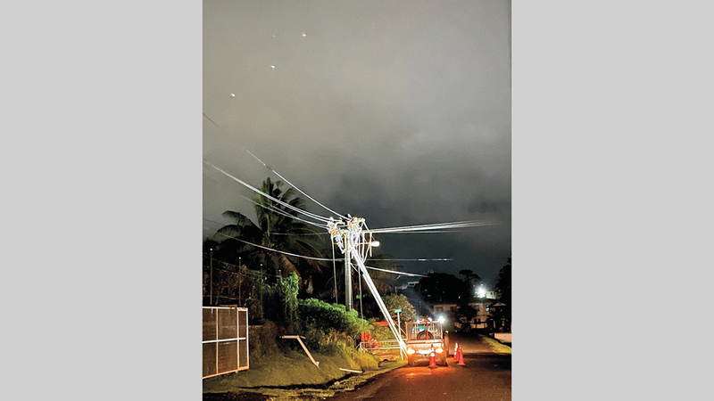 سلطات الكهرباء في فيجي تتخذ احتياطاتها بشأن الإعصار.  أ.ف.ب