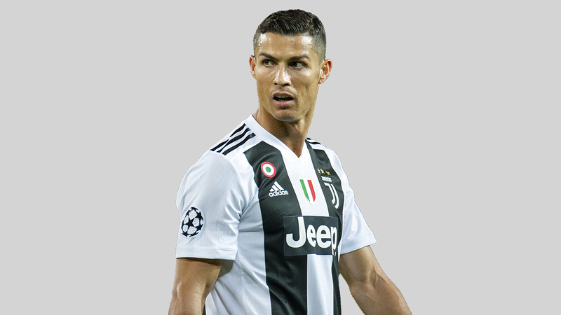 النجم العالمي رونالدو. إي.بي.إيه