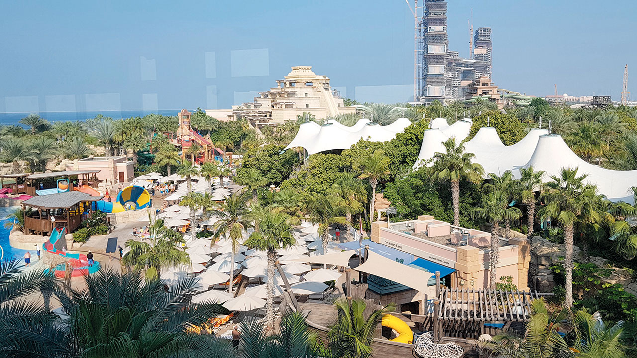 الفنادق المصنفة من فئة 5 نجوم سجلت أعلى معدل للحجوزات. الإمارات اليوم