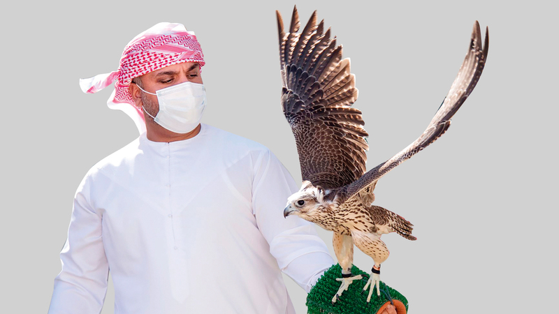 سيف بن جمال بن حريز متسابق له تاريخ في الفوز. من المصدر