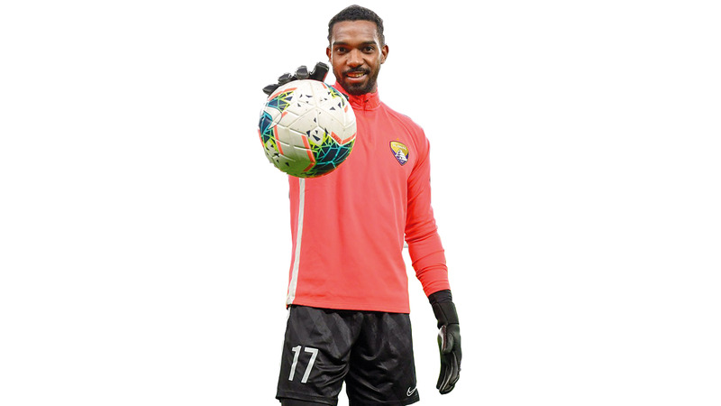 حارس العين خالد عيسى.