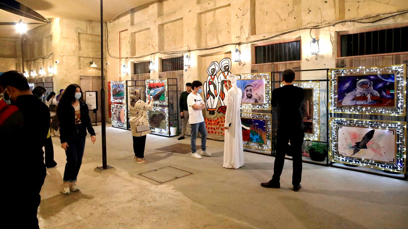المعرض يُقام في سوق مهرجان دبي للتسوق في السيف. من المصدر