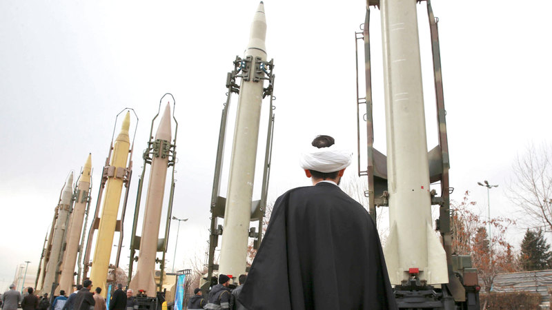 برنامج الصواريخ الإيراني يواجه ضغوطاً كبيرة من قبل أميركا والغرب.  أ.ب
