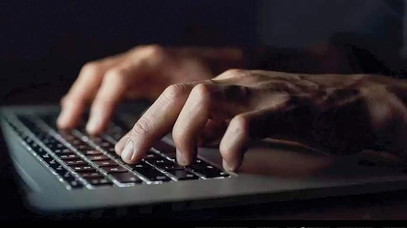 أخطاء صغيرة» تفتح الباب لاختراق البيانات البنكية والحسابات الشخصية