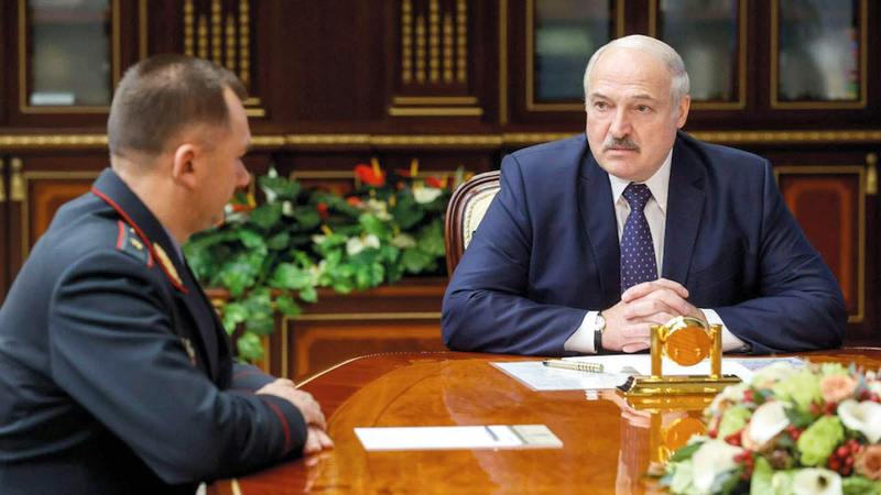 ألكسندر لوكاشينكو الذي يتولى منصبه منذ فترة طويلة. 	 أرشيفية