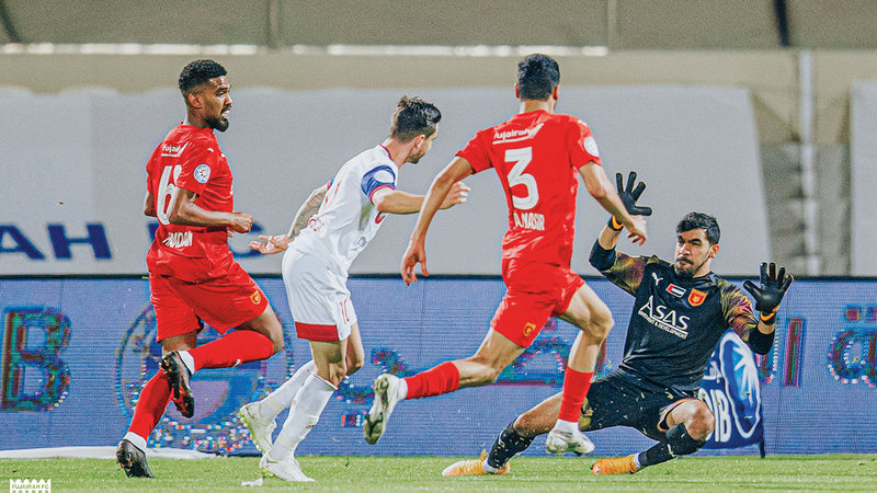 الجنيبي: ركلة الجزاء التي حصل عليها كورنادو أمام الفجيرة صحيحة.  من المصدر