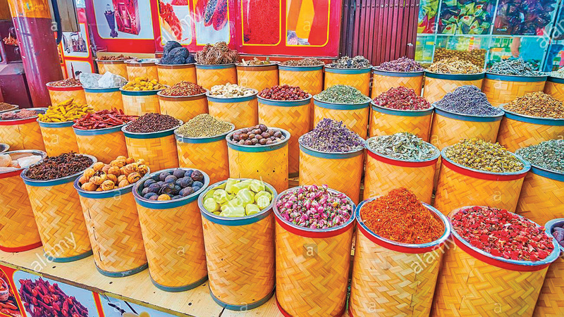 توجد في الإمارات أنواع كثيرة من الأدوية الشعبية العشبية أو النباتية. أرشيفية