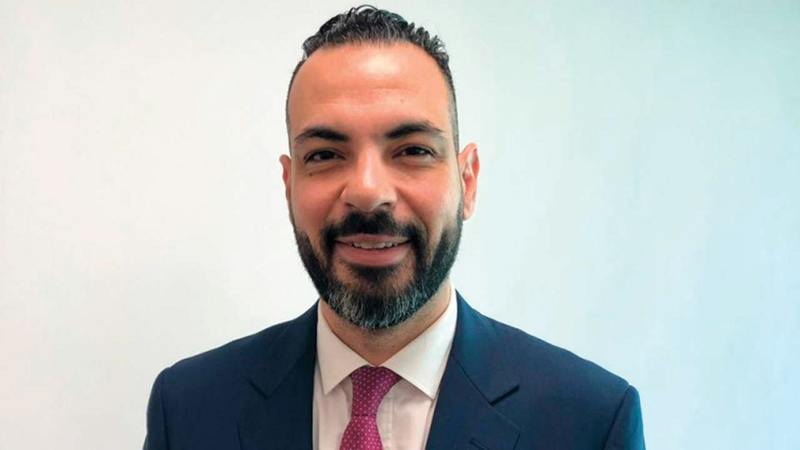 أحمد عرفات:

&laquo;البنوك تسعى إلى إنعاش السوق، بالتزامن مع تسليم الشركات المشروعات والوحدات السكنية، مع اقتراب (إكسبو)&raquo;.