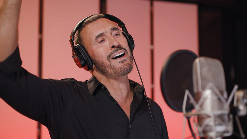 كاظم الساهر: الإمارات تحرك فينا الأمل.   من المصدر