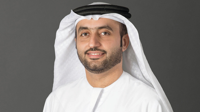 عادل شاكري:  &laquo;يجب أن يتوافر بمركبات الخدمة كرسي متحرك، ومهبط، ومصعد&raquo;.