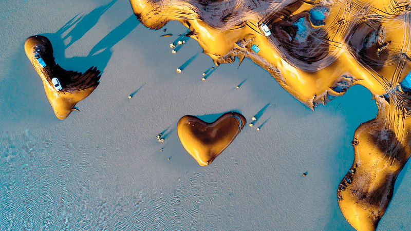 أحمد قاسم الظفيري - السعودية.