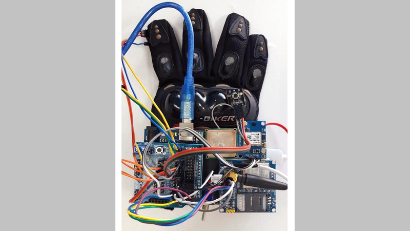 القفاز الذكي كلفته 500 درهم. من المصدر