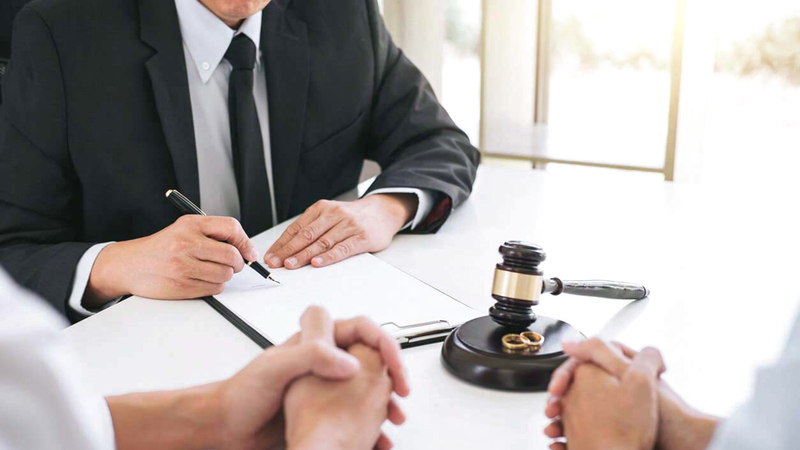 بعض حالات طلاق كبار السن تقع بسبب سوء تصرف الزوجة. أرشيفية