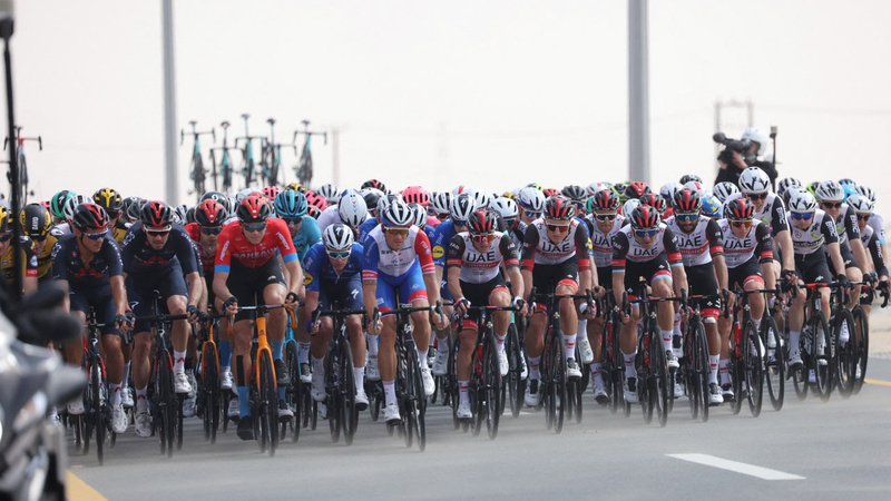 المرحلة الأولى من طواف الإمارات شهدت إثارة كبيرة منذ البداية وحتى الأمتار الأخيرة.  من المصدر