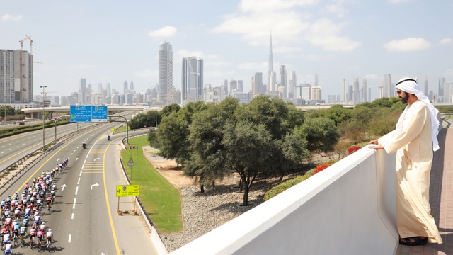 صورة محمد بن راشد: شباب الـوطن قادرون على تنظيم وإدارة «طواف الإمارات» بكفاءة عالية – رياضة – محلية