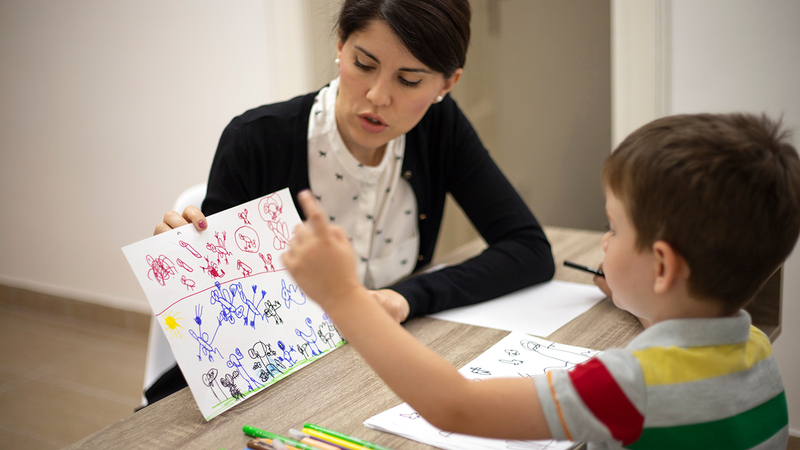 كلفة تشخيص وعلاج المصابين بالتوحد تفوق قدرات معظم الأسر.   أرشيفية