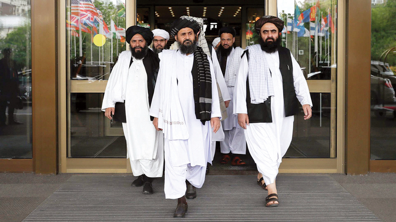 وفد حركة «طالبان» في مفاوضات الدوحة التي شهدت إحراز بعض التقدم الحذر لأن جميع الأطراف كانت تنتظر حكومة أميركية جديدة.   أرشيفية