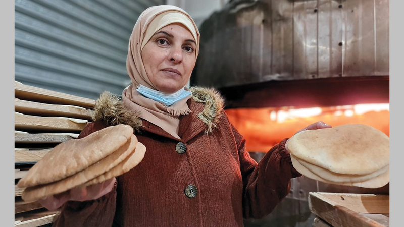 ربا أبوالعيش تسجّل حكاية نجاح في مواجهة البطالة.   من المصدر