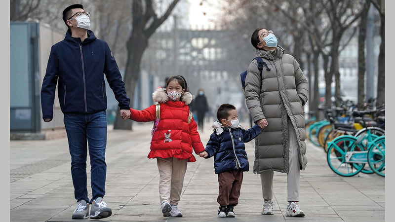 سمحت الصين للأسرة الواحدة بإنجاب طفلين بدلاً من واحد بعد تدني معدل المواليد.    أ.ب