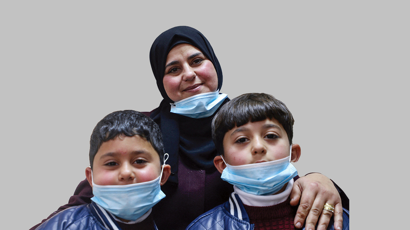 دلال الزبن فخورة بأنها أول زوجة أسير فلسطيني في قطاع غزة حملت عن طريق النطف المهربة.  أ.ف.ب