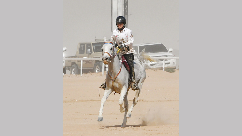 غونزاليز انتقلت من مركز متأخر في المرحلة الأولى إلى الصدارة في الأخيرة.  تصوير: مصطفى قاسمي