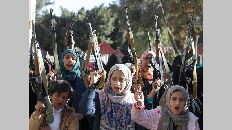 منظمة «هيومن رايتس ووتش» تتهم الحوثيين بتجنيد الاطفال. 		  ارشيفية