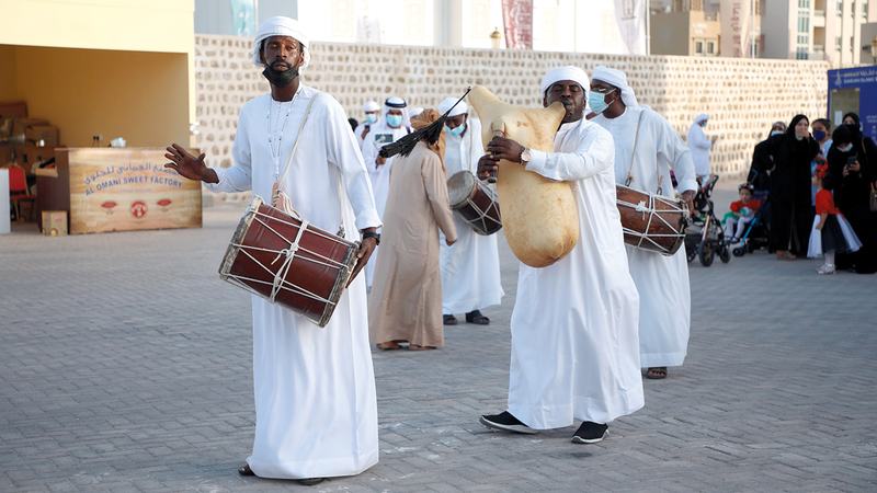 خلال أداء رقصة الهبان خلال فعاليات المهرجان.  من المصدر