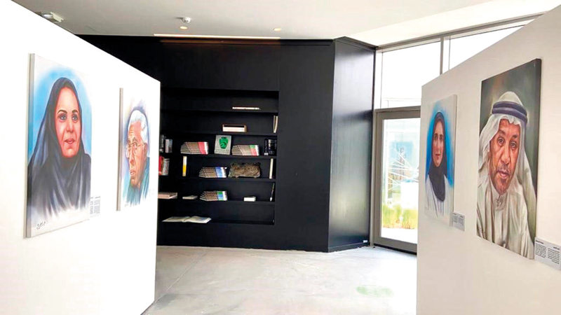 المعرض يحتضنه ركن المعارض في مكتبة الصفا.   من المصدر